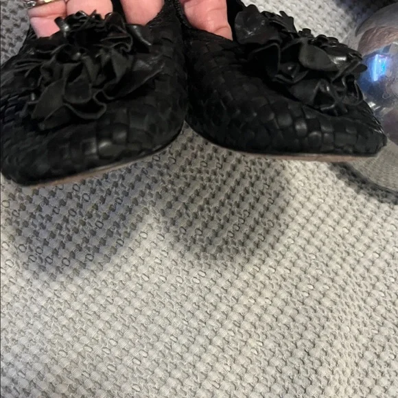 BCBGMaxAzria Black Woven Leather Textured Floral Applique Slip On Flats - Picture 10 of 16